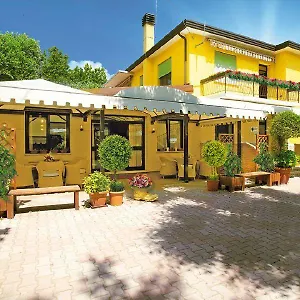 https://locanda-da-scarpa.hotelslidodijesolo.com